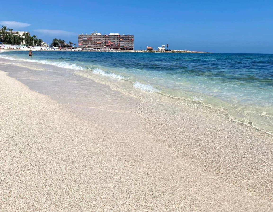Locos Beach Holiday Apartments Torrevieja Buitenkant foto
