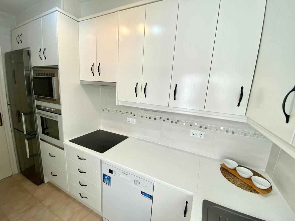 Locos Beach Holiday Apartments Torrevieja Buitenkant foto