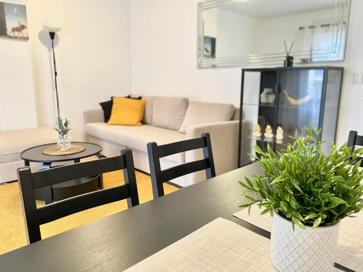 Locos Beach Holiday Apartments Torrevieja Buitenkant foto