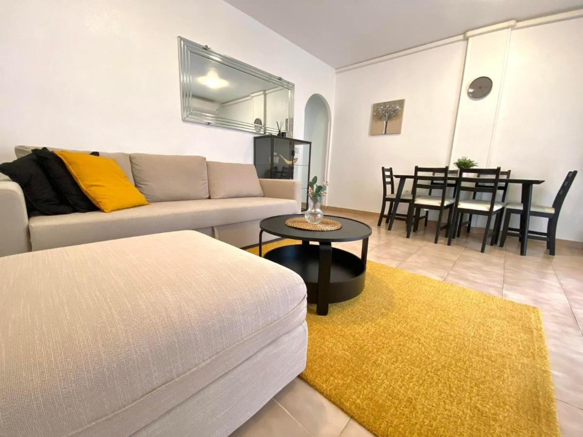 Locos Beach Holiday Apartments Torrevieja Buitenkant foto